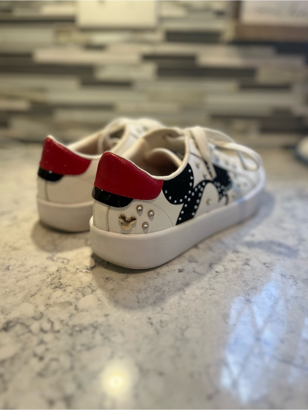 Disney X Aldo Party Mickey Sneaker Lunar New Year Collection White Size 7 1/2 - Picture 10 of 16